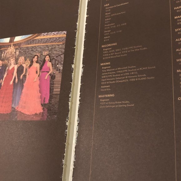 Twice Feel Special Album with CD - Picture 8 of 14